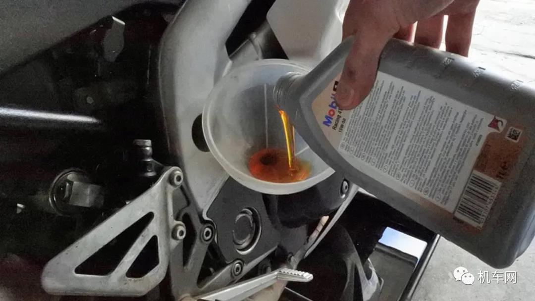 鼓式制动器,摩托车刹车圈,轮毂刹车圈,Drum brake,摩托车制动铁套 鼓式制动器,摩托车刹车圈,轮毂刹车圈,Drum brake,摩托车制动铁套